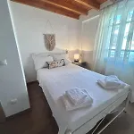 Consolato House