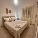 Consolato House Semesterbostad