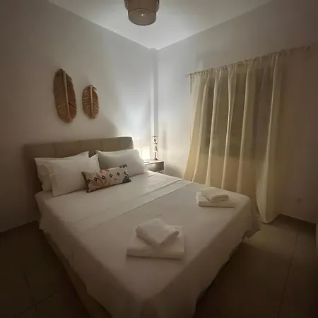 Consolato House *