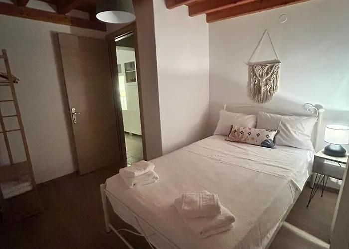 Consolato House بيت للعطل Pátmos